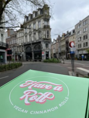 Box  at Have A Roll in Ghent