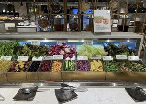 Salad bar  at Fruitful Food 果然匯 in Taipei