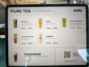 Drinks at PIMS in Dubai