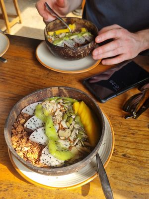 Smoothie bowl at Cafe Osa Goa in Morjim