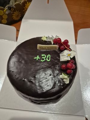 Sacher con marmellata alle albicocche at Dolci Pensieri in Florence