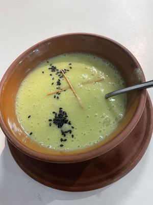 Broccoli soupp  at Soy Bonsai - Maybe closed in Puerto Villamil