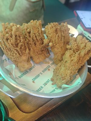  at Snoop's Joint in Bangkok