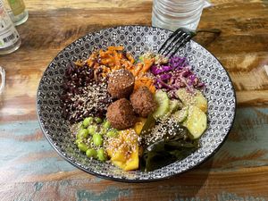 Falafel Poke Bowl  at NUABOL in Saumur