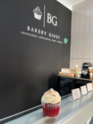 Cupcake red velvet  at Bakery Giusy in Gran Canaria