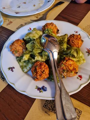 Pesto pasta and cous cous balls at La Sidreria in Milan