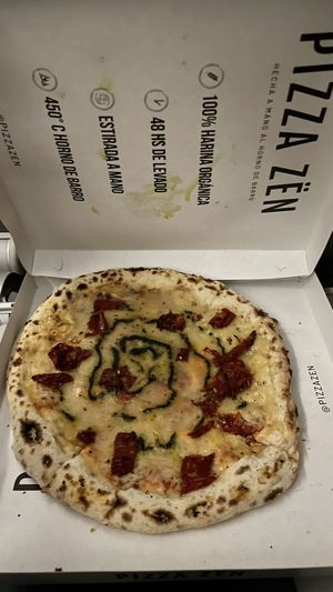 Margarita  at EZE - Pizza Zën in Buenos Aires