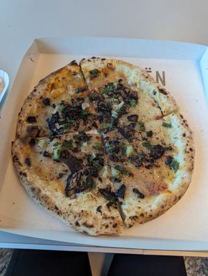 Vegan fungi at EZE - Pizza Zën in Buenos Aires
