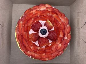 Tartaleta frutos rojos vegana  at Bri's Bakery - Pre-orders Only in Medellin