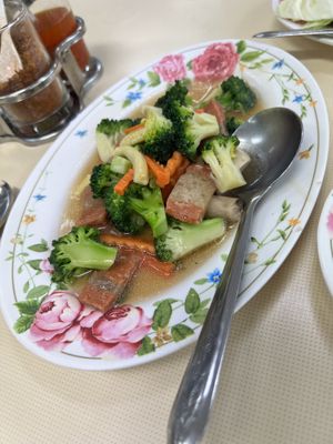   at Sutunthip Vegetarian Food in Bangkok