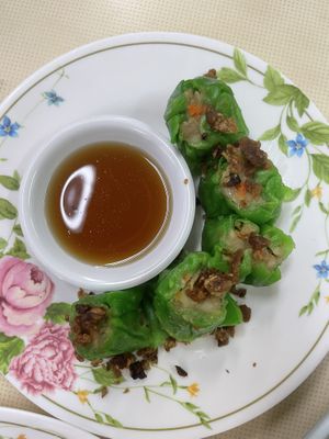 Dumplings   at Sutunthip Vegetarian Food in Bangkok