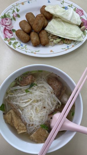 Vegan sausages and thai noodle soup #Veganuary at Sutunthip Vegetarian Food in Bangkok