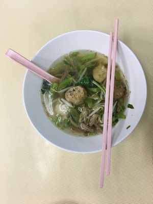 Spicy Tom Yum at Sutunthip Vegetarian Food in Bangkok