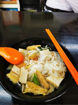 Guo Tiao Soup at Beauty Mama Vegetarian in Perak