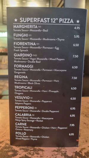 Pizza Karte (Mit veganen Mozzarella) at Pizza Union in London