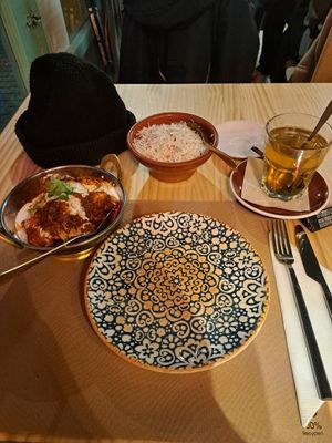  at Max Russafa in Valencia