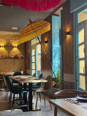 Inside at Max Russafa in Valencia