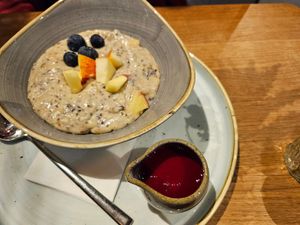 Vegan Porridge with apple at Mr. Bens Cafe in Dusseldorf