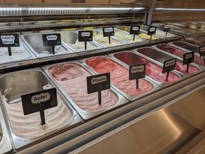 selection of vegan flavours at [ais] - Eismanufaktur in Cologne