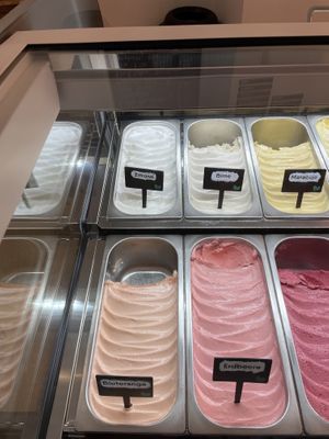   at [ais] - Eismanufaktur in Cologne