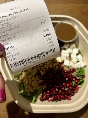 Beetroot Feta Quinoa (Feta entfernt )  at Sprout in Muscat