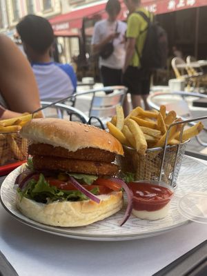 Vegan burger  at Le Jasmin in Versailles