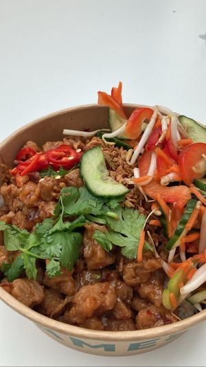 Vegan chicken rice bowl. Super tasty and lots of vegan chicken!  at Hoi Anh in Utrecht