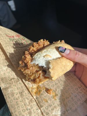 broodje vegan sate  at Hoi Anh in Utrecht