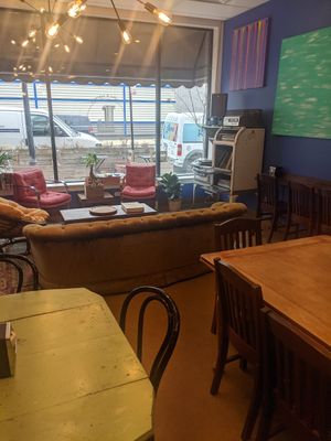 Interior at Mimi's on Lincoln in Chicago