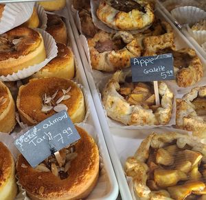 Pastries at Amazing Breads & Cakes in Des Plaines