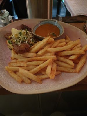 Vegan fish and chips at Willy in Flensburg