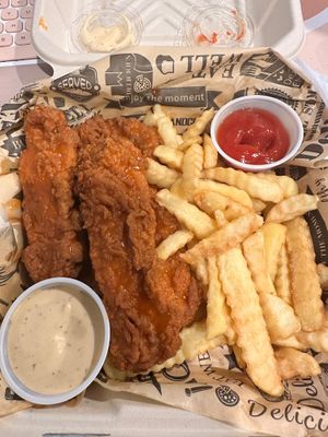 The delicious buffalo lion’s mane tenders! Also available plain or with BBQ sauce and they come with a hefty serving of fries! They come in a 4 piece or a 6 piece! at Vegan Bar in Naperville