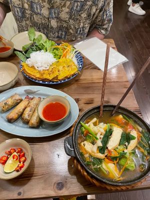  at Met Vietnamese Restaurant in Hanoi