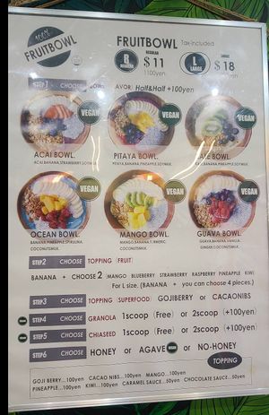 Fruitbowls all have vegan options at Morning Bowls in Chatan