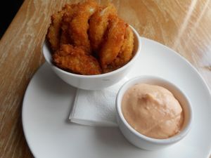 onion rings and chipotle mayo - oh my!!!  it's the best thing on the menu! at REfresh in Moscow
