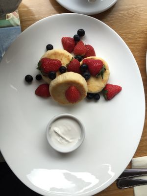 tofu 'cheese' cakes at REfresh in Moscow