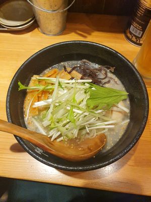 Vegan Ramen. Toppinga are mushroom, bamboo shoot, green onion (shallot?) , bean sprout and greens at Yoshiharu in Kyoto