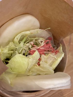 Gua bao at Taiwan Vegan Yoichi in Osaka