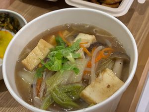 Mixed vegetable rice at Taiwan Vegan Yoichi in Osaka