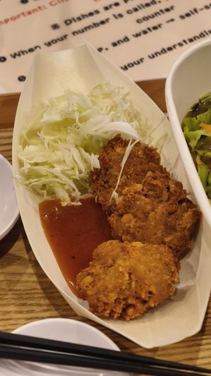 Chicken nuggets at TW Vegan Night Market in Osaka