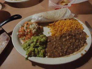 Fajitas sides at Pokez in San Diego