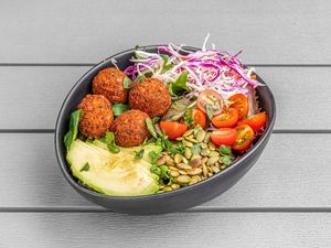 Ensalada morisca at Rúkula Vegan Food in Malaga