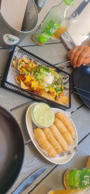 Nachos and Tequenos at Rúkula Vegan Food in Malaga