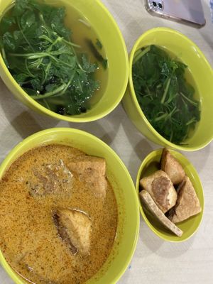   at Ji Xiang Vegetarian Handmade Yong Tau Foo - 吉祥手工素酿豆腐 in Northeast Singapore