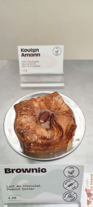 kouign amann at Buddy Buddy in Paris