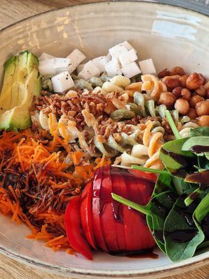 Prana bowl at Oásis da Lagoa in Vila Nova De Santo Andre