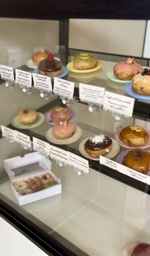 So. Many options  at The Better Donut - temporarily closed in Tulum