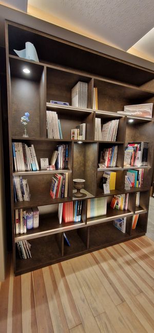 Innen at Cafe Gallery Sun 燦 in Kyoto