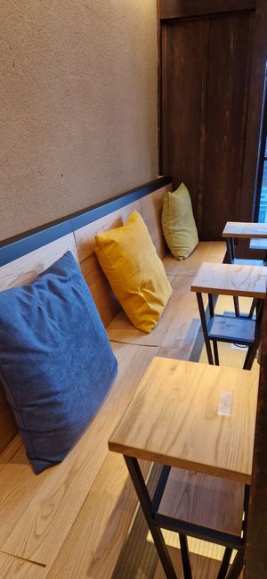 Sitzbank at Cafe Gallery Sun 燦 in Kyoto