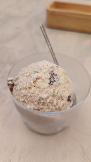 Rum raisin ice cream at Cafe Gallery Sun 燦 in Kyoto